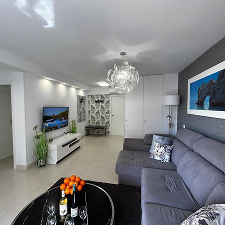 Apartamento Elizabeth Гандия Екстериор снимка